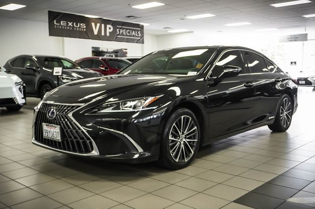 2022 Lexus ES 300h
