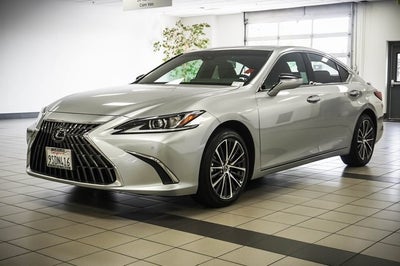 2025 Lexus ES 300h
