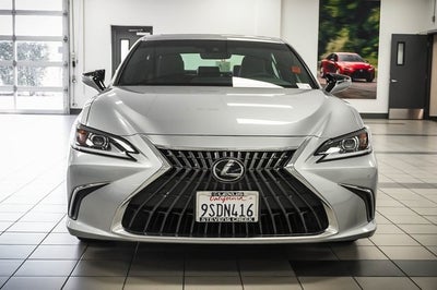 2025 Lexus ES 300h