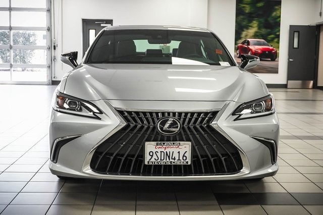 2025 Lexus ES 300h