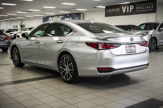 2025 Lexus ES 300h