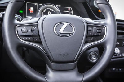 2025 Lexus ES 300h