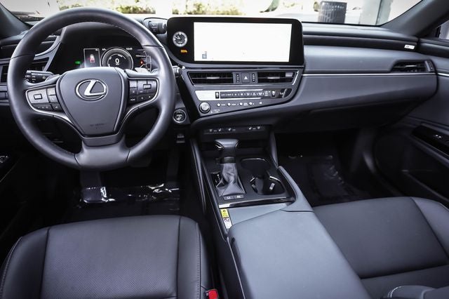 2025 Lexus ES 300h