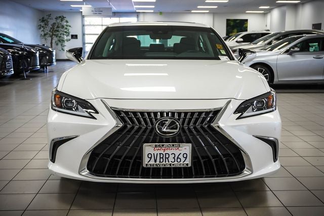 2025 Lexus ES 300h