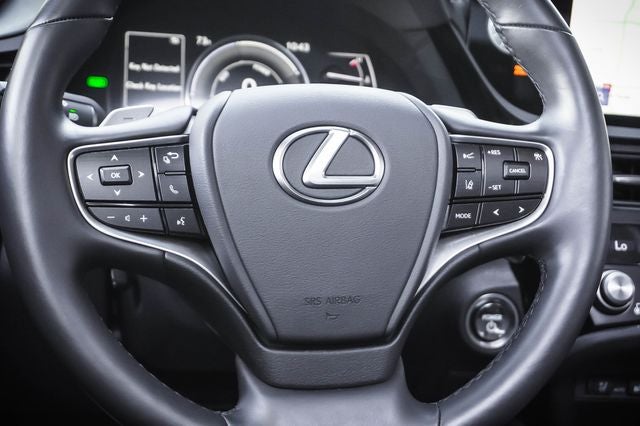 2025 Lexus ES 300h