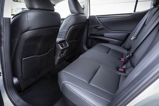 2025 Lexus ES 300h