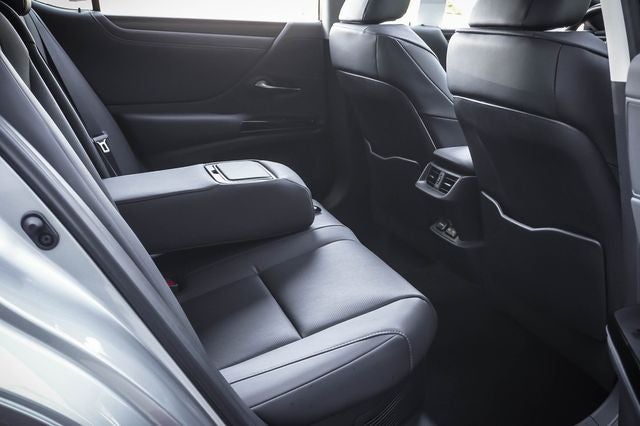 2025 Lexus ES 300h