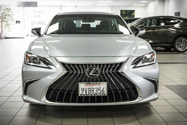 2025 Lexus ES 300h