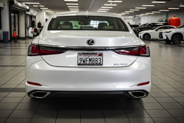 2025 Lexus ES 350