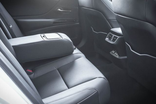 2025 Lexus ES 350