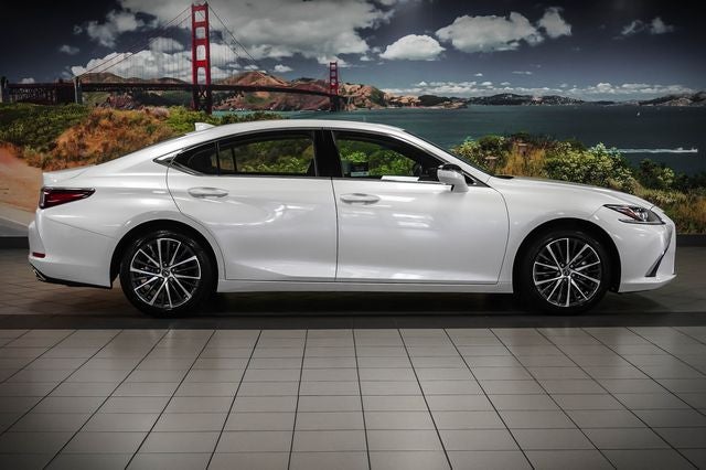 2025 Lexus ES 350