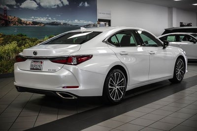 2025 Lexus ES 350