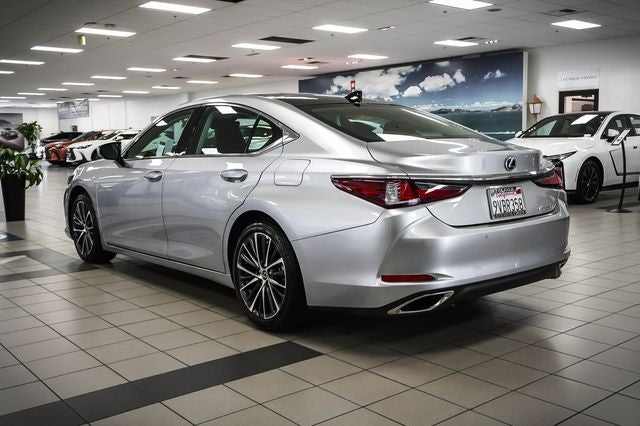 2025 Lexus ES 350