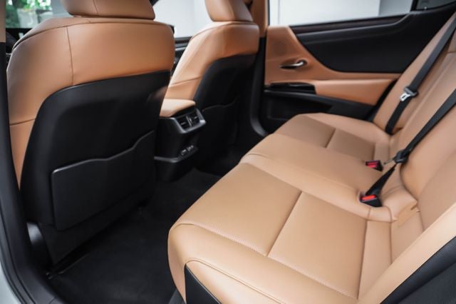 2025 Lexus ES 350