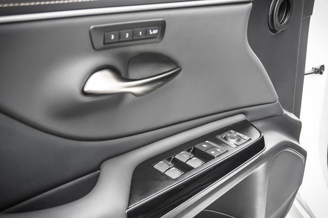 2025 Lexus ES 350