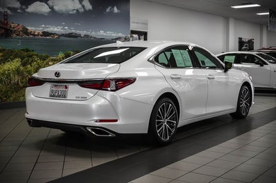 2025 Lexus ES 350