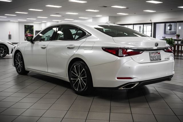 2025 Lexus ES 350