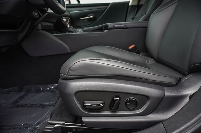 2025 Lexus ES 350
