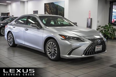 2025 Lexus ES 300h Luxury