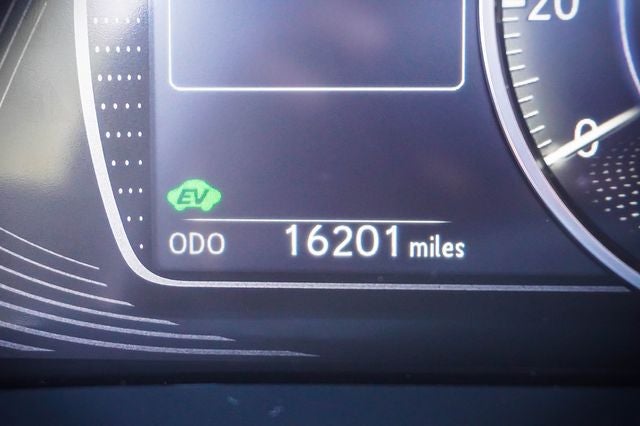 2025 Lexus ES 300h Luxury