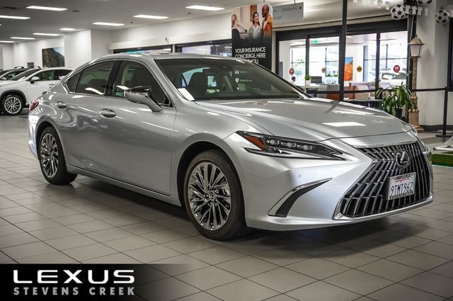 2025 Lexus ES 300h Luxury