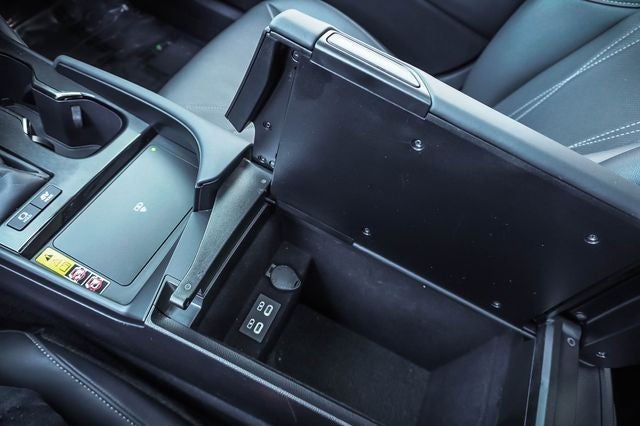2025 Lexus ES 300h Luxury