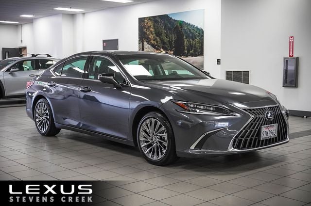 2025 Lexus ES 300h Luxury