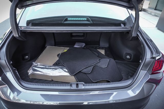 2025 Lexus ES 300h Luxury