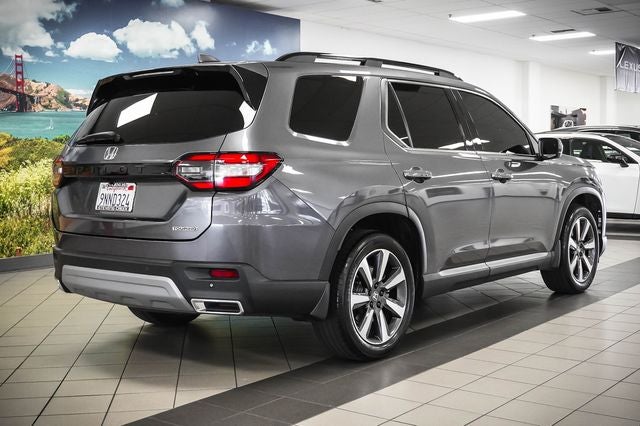 2025 Honda Pilot Touring