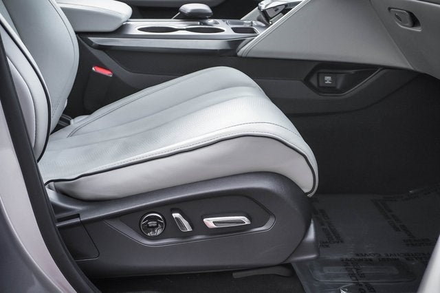 2022 Acura MDX Advance