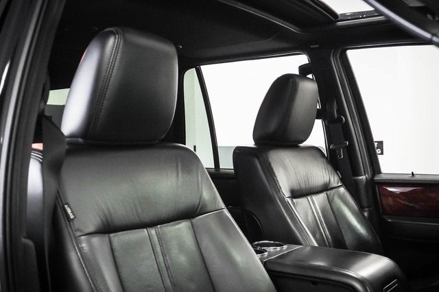 2015 Lincoln Navigator 2WD 4dr