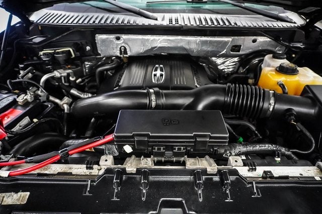 2015 Lincoln Navigator 2WD 4dr