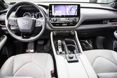 2024 Toyota Grand Highlander Hybrid MAX Platinum