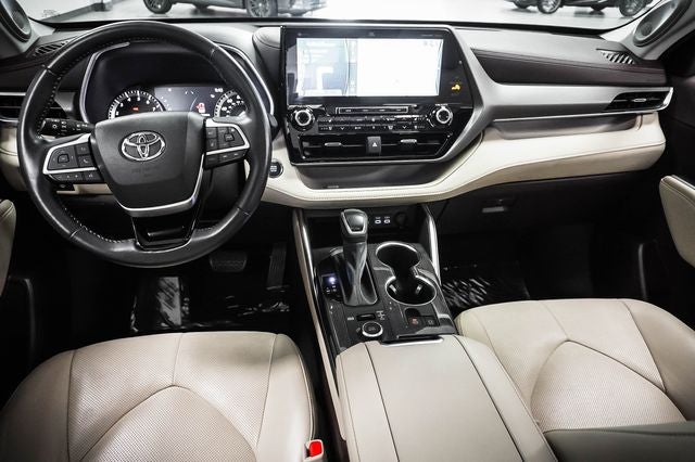 2022 Toyota Highlander Limited