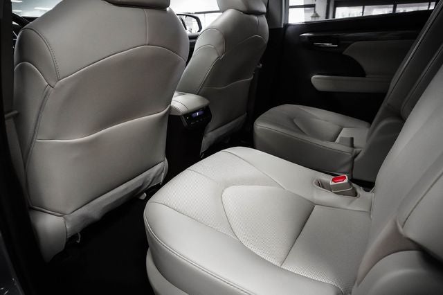 2022 Toyota Highlander Limited