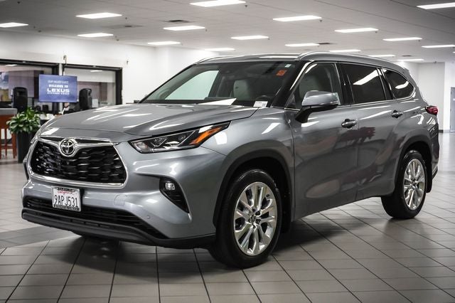 2022 Toyota Highlander Limited