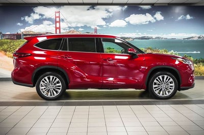 2024 Toyota Highlander Hybrid Platinum