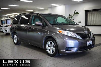 2014 Toyota Sienna LE