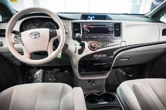 2014 Toyota Sienna LE