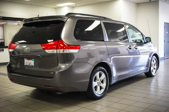 2014 Toyota Sienna LE