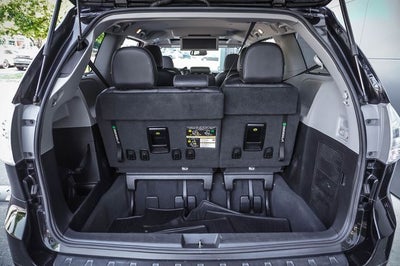 2020 Toyota Sienna SE Premium