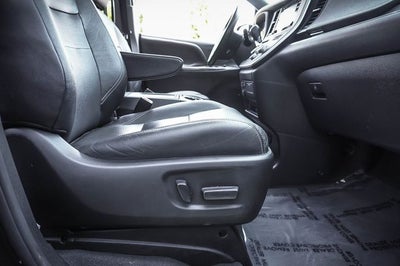 2020 Toyota Sienna SE Premium