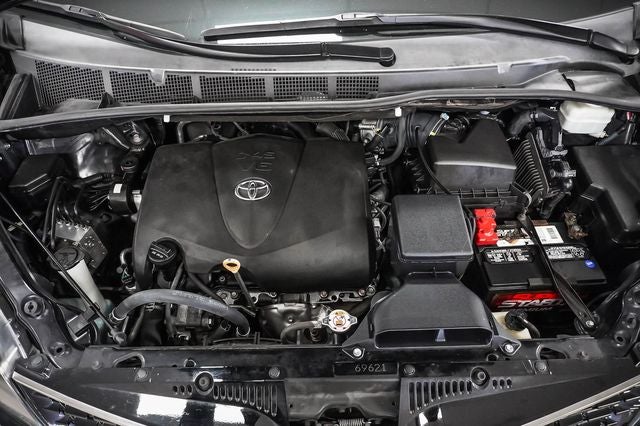 2020 Toyota Sienna SE Premium