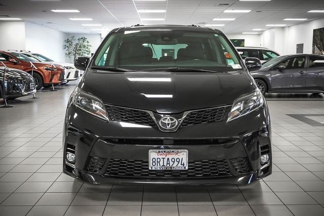 2020 Toyota Sienna SE Premium