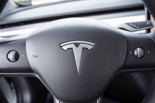 2023 Tesla Model 3 RWD