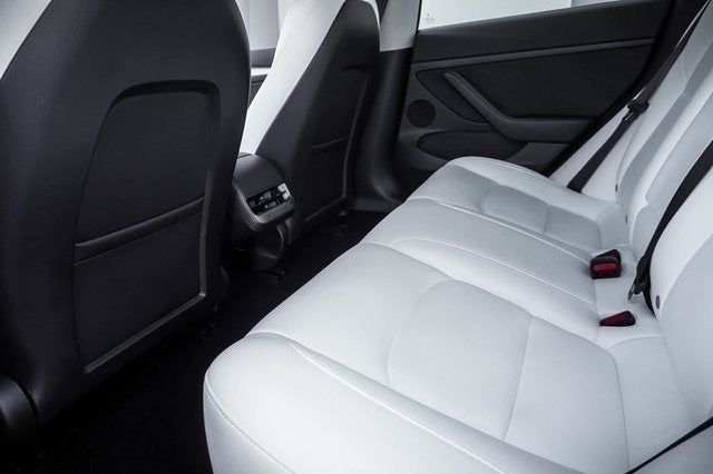 2023 Tesla Model 3 RWD