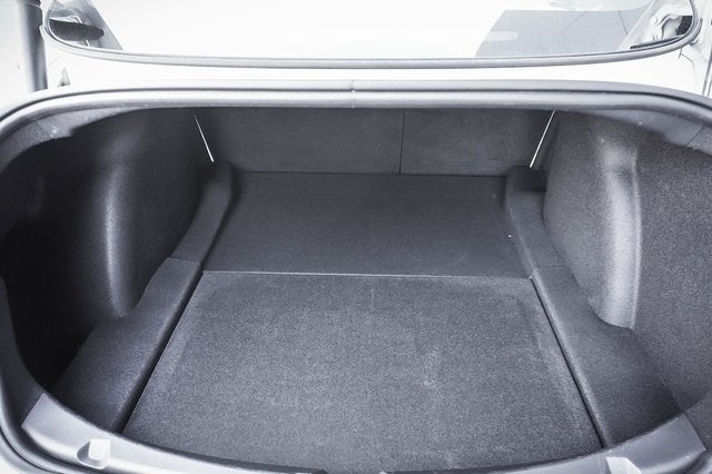 2023 Tesla Model 3 RWD