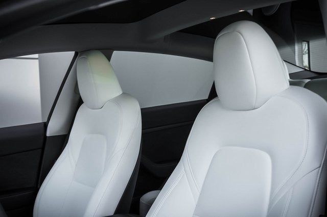 2023 Tesla Model 3 RWD