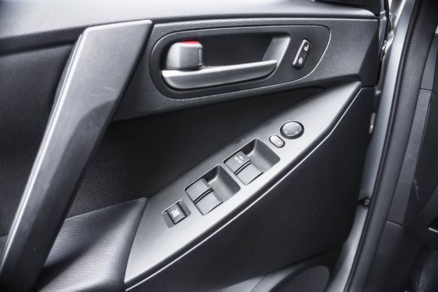 2013 Mazda Mazda3 i Touring