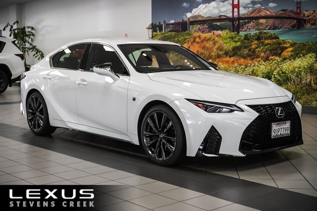 2025 Lexus IS 300